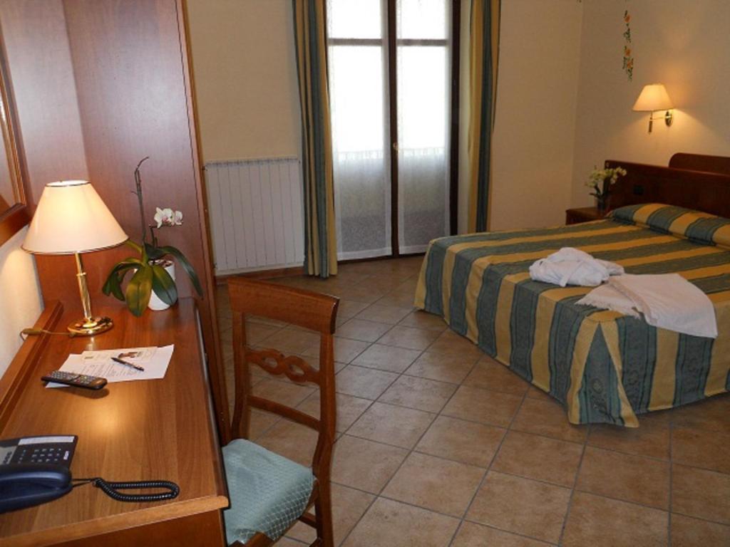 La Cascina Di Villa Due Narzole Zimmer foto